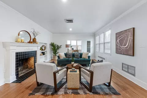 Living - 25 May St, Saint Augustine, FL 32084 photo 2 of 2