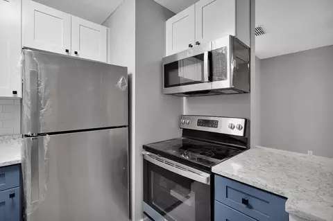 Kitchen - 30 Catalonia Ct, Saint Augustine, FL 32086 photo 2 of 2