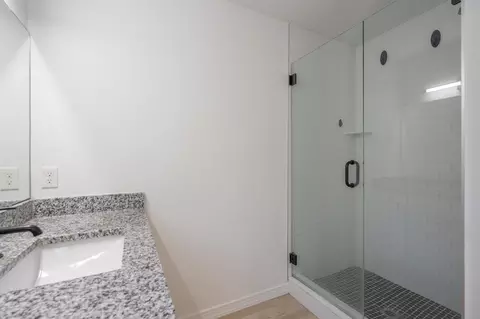 Bath - 236 Nesmith Ave, Saint Augustine, FL 32084 photo 3 of 4