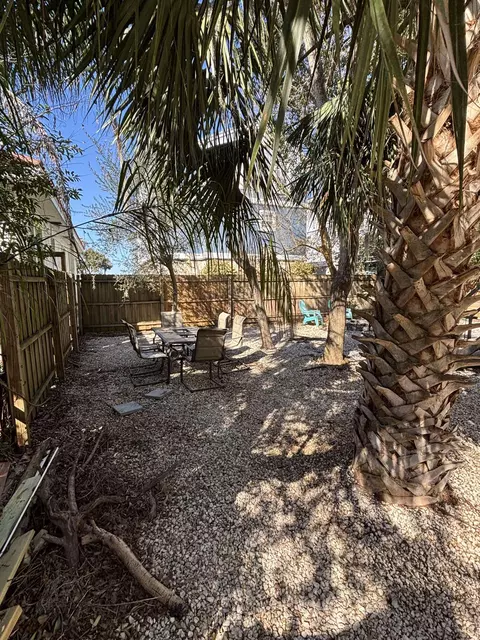 Exterior - 50 E San Carlos Ave, Saint Augustine, FL 32084 photo 9 of 10