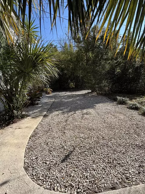 Exterior - 50 E San Carlos Ave, Saint Augustine, FL 32084 photo 10 of 10