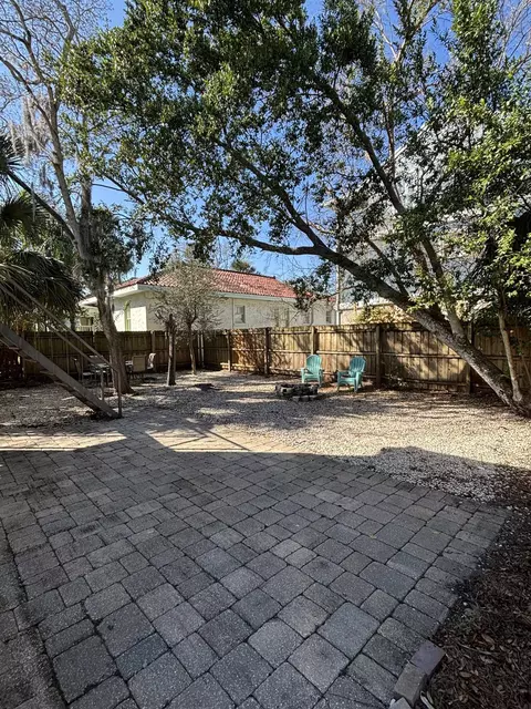 Exterior - 50 E San Carlos Ave, Saint Augustine, FL 32084 photo 7 of 10