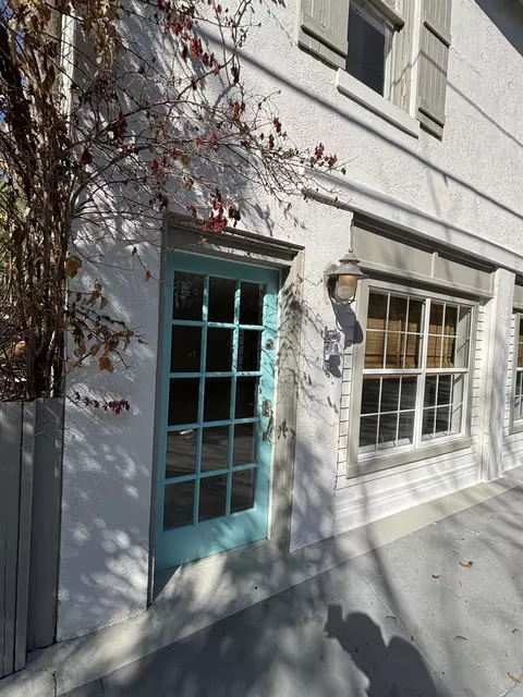 Exterior - 50 E San Carlos Ave, Saint Augustine, FL 32084 photo 5 of 10