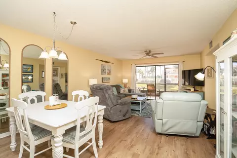 Dining - 4250 S A1a K-16 #K16, Saint Augustine Beach, FL 32080 photo 3 of 4