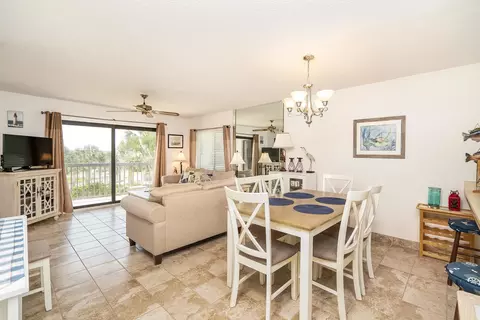Dining - 4250 A1a #E31, Saint Augustine Beach, FL 32080 photo 3 of 5