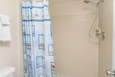 Bath - 4250 A1a #E31, Saint Augustine Beach, FL 32080 photo 2 of 3