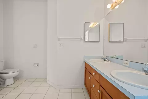 Bath - 508 Sugar Pine Ct, Saint Augustine, FL 32080 photo 3 of 3