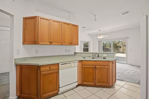 Kitchen - 508 Sugar Pine Ct, Saint Augustine, FL 32080 photo 3 of 3