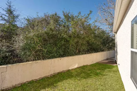 Exterior - 508 Sugar Pine Ct, Saint Augustine, FL 32080 photo 7 of 11