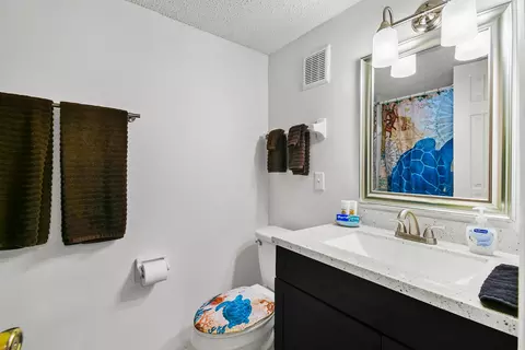 Bath - 2 Dondanville Rd #212, Saint Augustine, FL 32080 photo 2 of 2