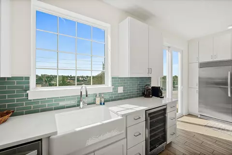 Kitchen - 13 Comares Ave, Saint Augustine, FL 32080 photo 7 of 7