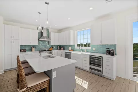 Kitchen - 13 Comares Ave, Saint Augustine, FL 32080 photo 3 of 7