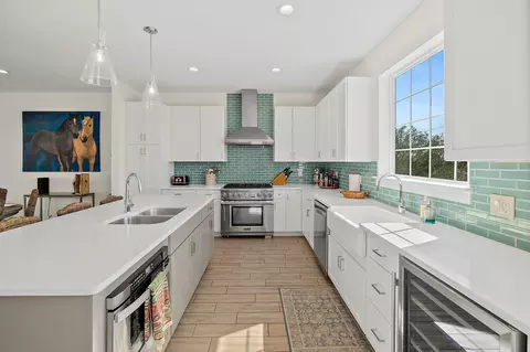Kitchen - 13 Comares Ave, Saint Augustine, FL 32080 photo 4 of 7