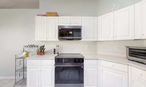 Kitchen - 701 Captains Dr, Saint Augustine, FL 32080 photo 3 of 4