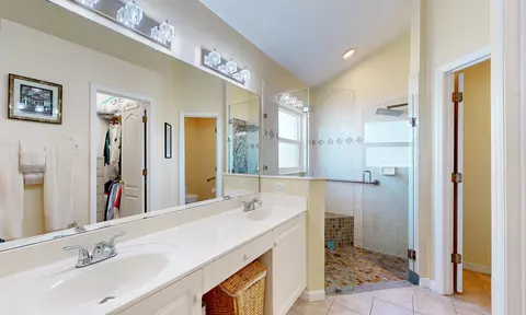 Bath - 701 Captains Dr, Saint Augustine, FL 32080 photo 3 of 5