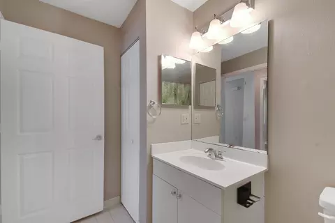 Bath - 24200 Harbour Vista Cir, Saint Augustine, FL 32080 photo 3 of 3