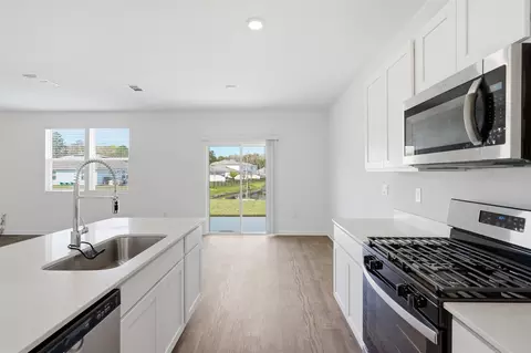 Kitchen - 190 Ardila Cir, Saint Augustine, FL 32084 photo 3 of 4