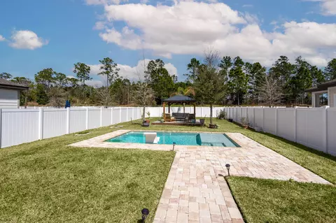 Exterior - 41 Brybar Dr, Saint Augustine, FL 32095 photo 4 of 9