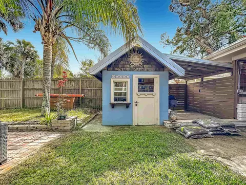 Exterior - 18 Solano Ave, Saint Augustine, FL 32080 photo 7 of 17