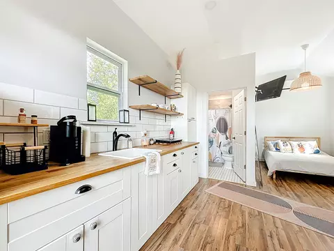 Kitchen - 18 Solano Ave, Saint Augustine, FL 32080 photo 10 of 10