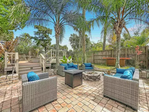 Exterior - 18 Solano Ave, Saint Augustine, FL 32080 photo 9 of 17