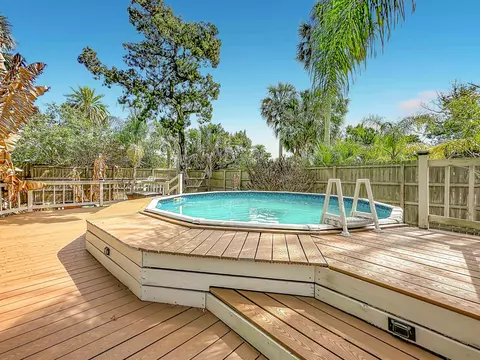 Exterior - 18 Solano Ave, Saint Augustine, FL 32080 photo 1 of 17