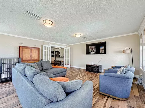 Living - 18 Solano Ave, Saint Augustine, FL 32080 photo 6 of 6