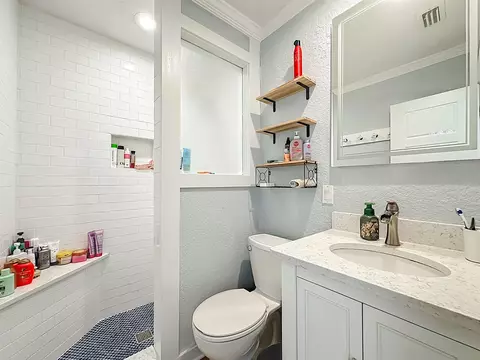 Bath - 18 Solano Ave, Saint Augustine, FL 32080 photo 1 of 3