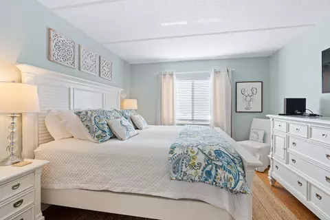Bedroom - 880 A1a Beach Blvd UNIT ST, Saint Augustine, FL 32080 photo 2 of 5