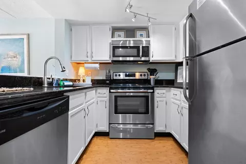 Kitchen - 880 A1a Beach Blvd UNIT ST, Saint Augustine, FL 32080 photo 1 of 3