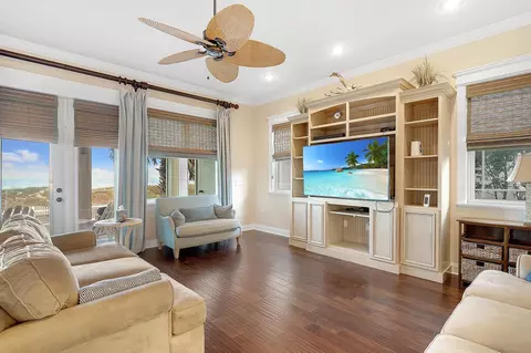 Living - 28 Seascape Cir, Saint Augustine, FL 32080 photo 1 of 4