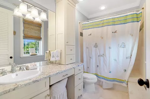 Bath - 28 Seascape Cir, Saint Augustine, FL 32080 photo 1 of 8