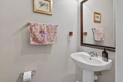 Bath - 112 Gargonza Ct, Saint Augustine, FL 32084 photo 1 of 3