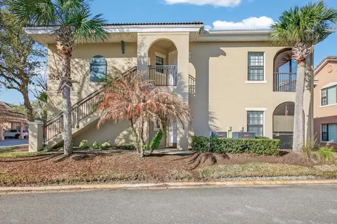 Exterior - 305 Via Castilla #104, Saint Augustine, FL 32095 photo 2 of 12