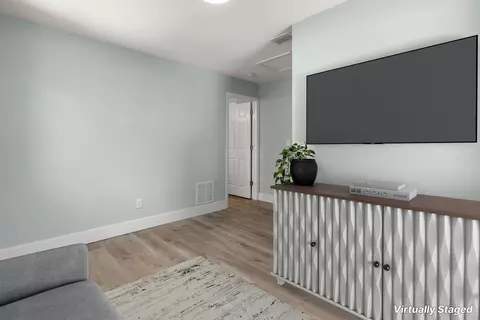 Entry Way - 334 Seabreeze Ave, Saint Augustine, FL 32080 photo 5 of 5