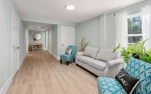 Entry Way - 334 Seabreeze Ave, Saint Augustine, FL 32080 photo 3 of 5