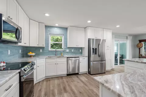 Kitchen - 334 Seabreeze Ave, Saint Augustine, FL 32080 photo 3 of 6