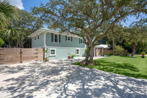 Exterior - 334 Seabreeze Ave, Saint Augustine, FL 32080 photo 3 of 24