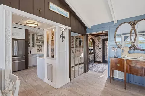 Entry Way - 71 Water St, Saint Augustine, FL 32084 photo 4 of 6