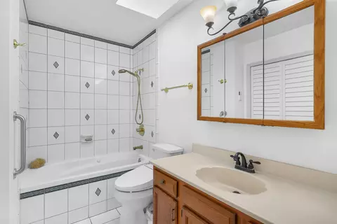 Bath - 3902 Shore Dr, Saint Augustine, FL 32086 photo 2 of 2