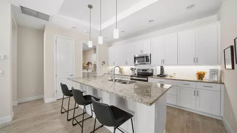 Kitchen - 74 Wrendale Loop, Ormond Beach, FL 32174 photo 3 of 5