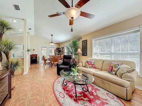 39 S Whitney St, Saint Augustine, FL 32084 photo 9
