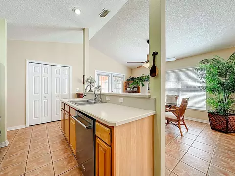 39 S Whitney St, Saint Augustine, FL 32084 photo 17