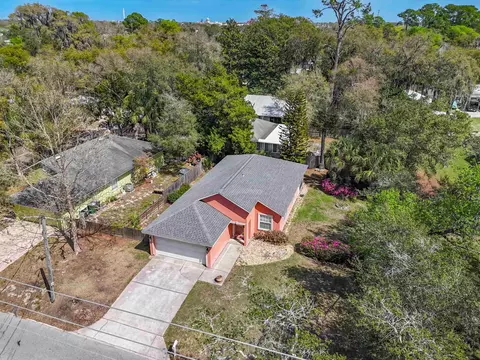 39 S Whitney St, Saint Augustine, FL 32084 photo 4