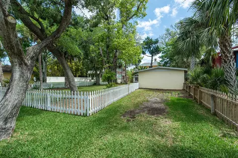 Exterior - 288 St George St, Saint Augustine, FL 32084 photo 19 of 22