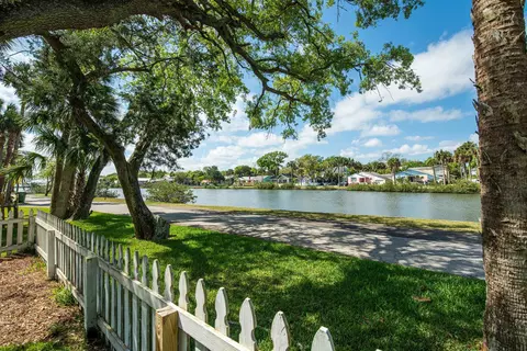 View/Area - 288 St George St, Saint Augustine, FL 32084 photo 2 of 6