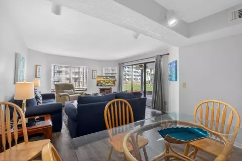 Dining - 4670 A1a S #1112, Saint Augustine, FL 32080 photo 2 of 3