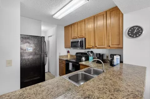 Kitchen - 4670 A1a S #1112, Saint Augustine, FL 32080 photo 2 of 7