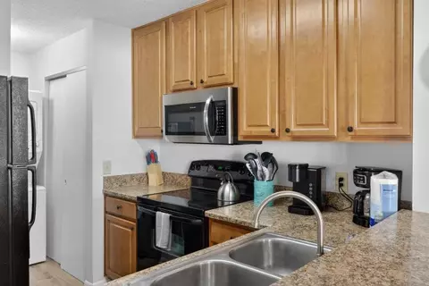 Kitchen - 4670 A1a S #1112, Saint Augustine, FL 32080 photo 3 of 7