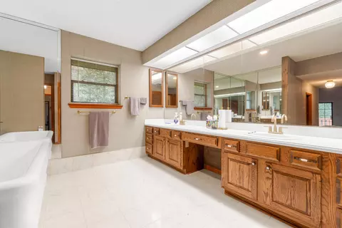 Bath - 3649 Lone Wolf Trl, Saint Augustine, FL 32086 photo 4 of 11